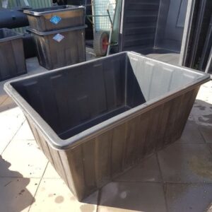 TITAN 500L 1210x890x560mm rectangle pond PICK UP ONLY